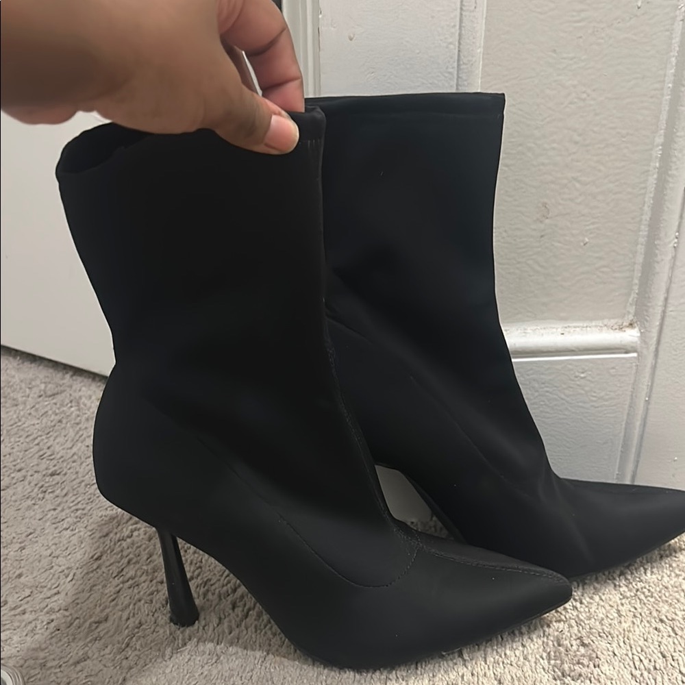 Elegant Black Women's Boots